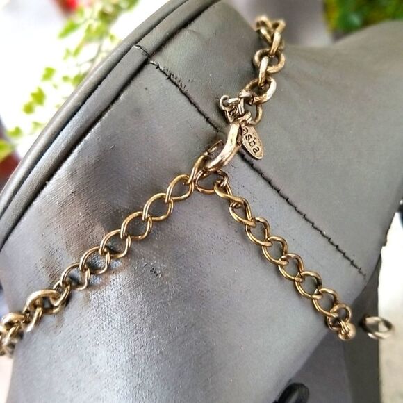 GORGEOUS CRYSTALS MULTICOLORED NECKLACE PURCHASED IN UPSCALE BOUTIQUE!!! NWOT! - Picture 5 of 9